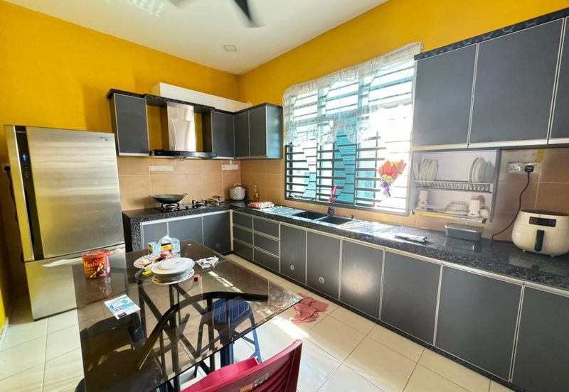 PERKAMPUNGAN SRI MAHKOTA AMAN