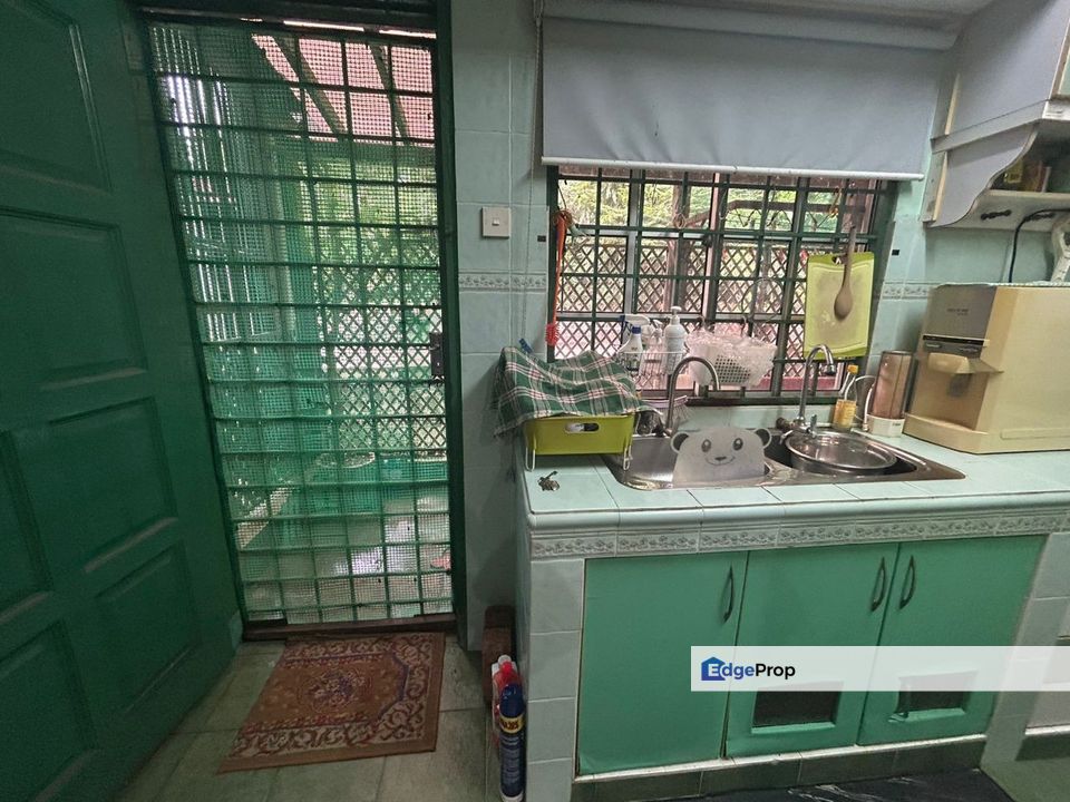 DOUBLE STOREY TERRACED - INDERA MAHKOTA 2 KUANTAN FOR SALE, Pahang, Kuantan