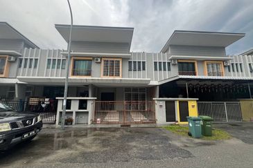 SENTRAL RESIDENCE @ TRIANG