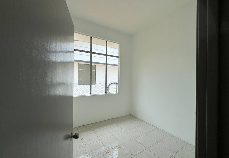 SUNGAI KARANG DARAT II