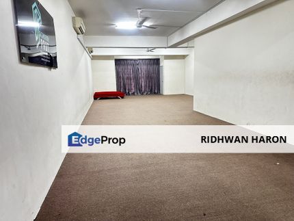 ALAM AVENUE UNTUK DISEWAKAN - TINGKAT 1 [ ADA 3 AIRCOND + FULLY KARPET ], Selangor, Shah Alam