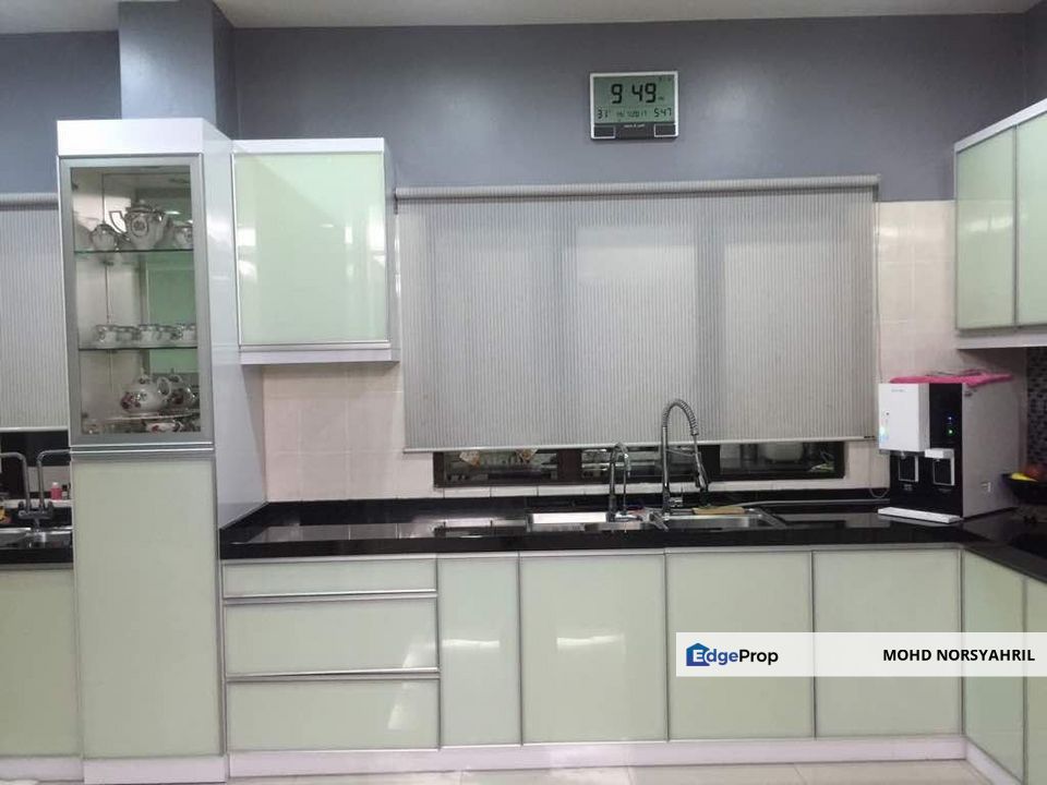 Very 2 storey semi d Putra Villa, Selangor, Sungai Buloh