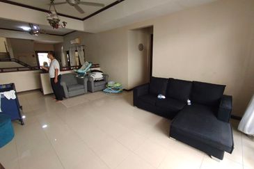 Duta Villa, Setia Alam