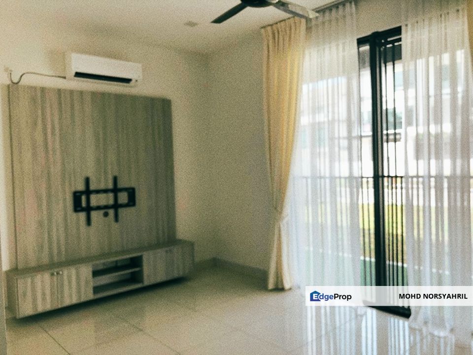 Nice 3 Storey Semi D Aleya Bukit Jelutong,Shah Alam, Selangor, Bukit Jelutong