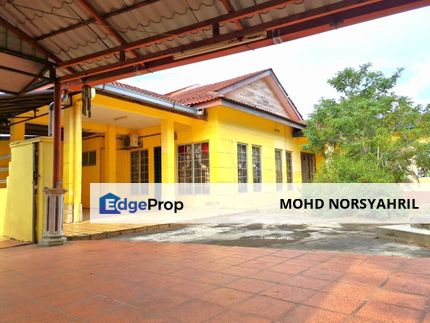 Nice and big land single storey terrace Antara Gapi, Selangor, Serendah