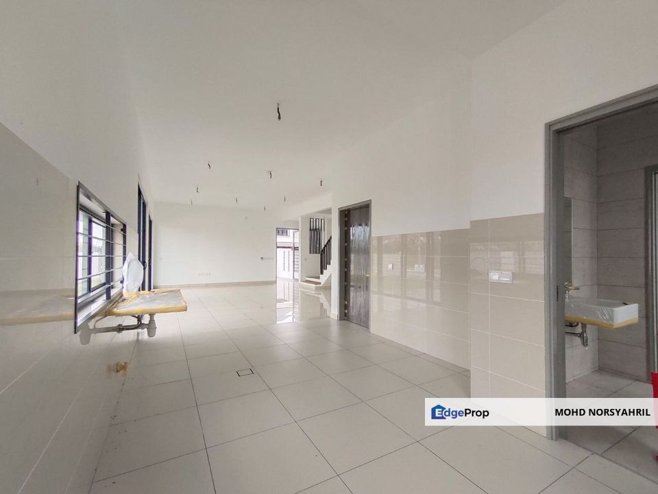 Nice New End Lot Elmina Green, Selangor, Sungai Buloh