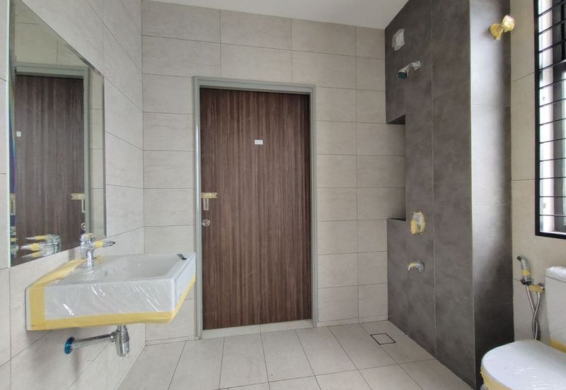 Elmina Green Three @ City of Elmina