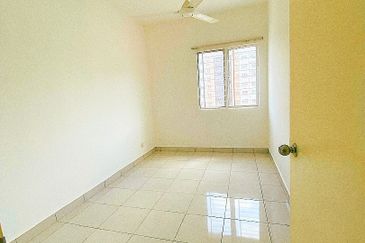 Melati Apartment, Taman Bukit Subang