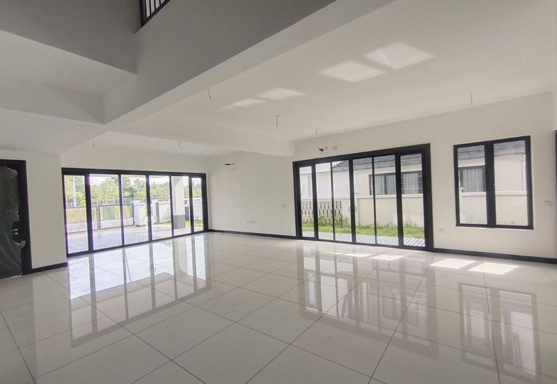 Hevea Elmina Gardens