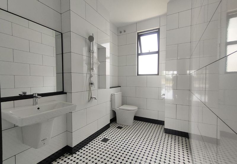 Hevea Elmina Gardens