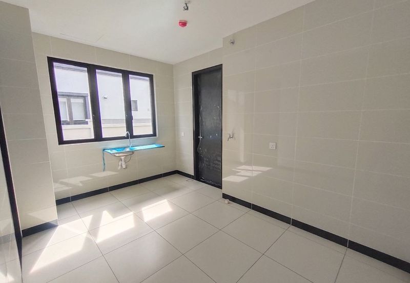 Hevea Elmina Gardens