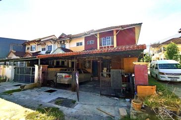 Persiaran Puncak Alam 1 