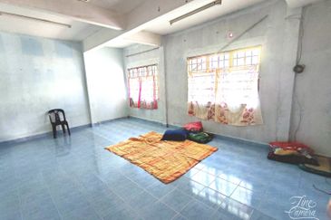 Persiaran Puncak Alam 1 