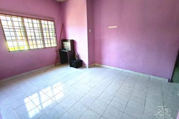 Persiaran Puncak Alam 1 