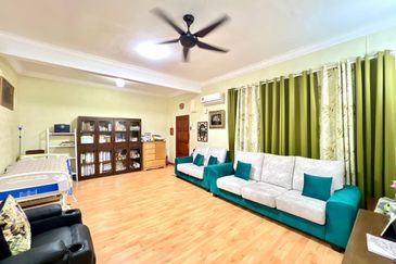 Seksyen 11, Kota Damansara