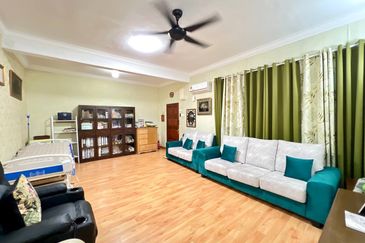 Seksyen 11, Kota Damansara