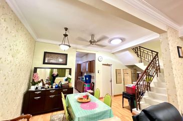 Seksyen 11, Kota Damansara