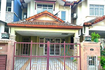 Jalan Spektrum U16 @ Taman Bukit Subang