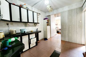 Seksyen 13, Shah Alam