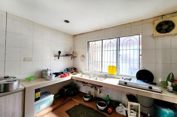 Seksyen 13, Shah Alam