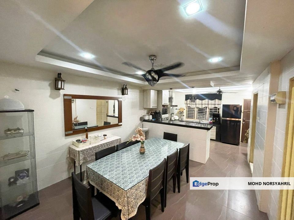 Double Storey Jalan Turmalin Seksyen 7 @ Shah Alam , Selangor, Shah Alam