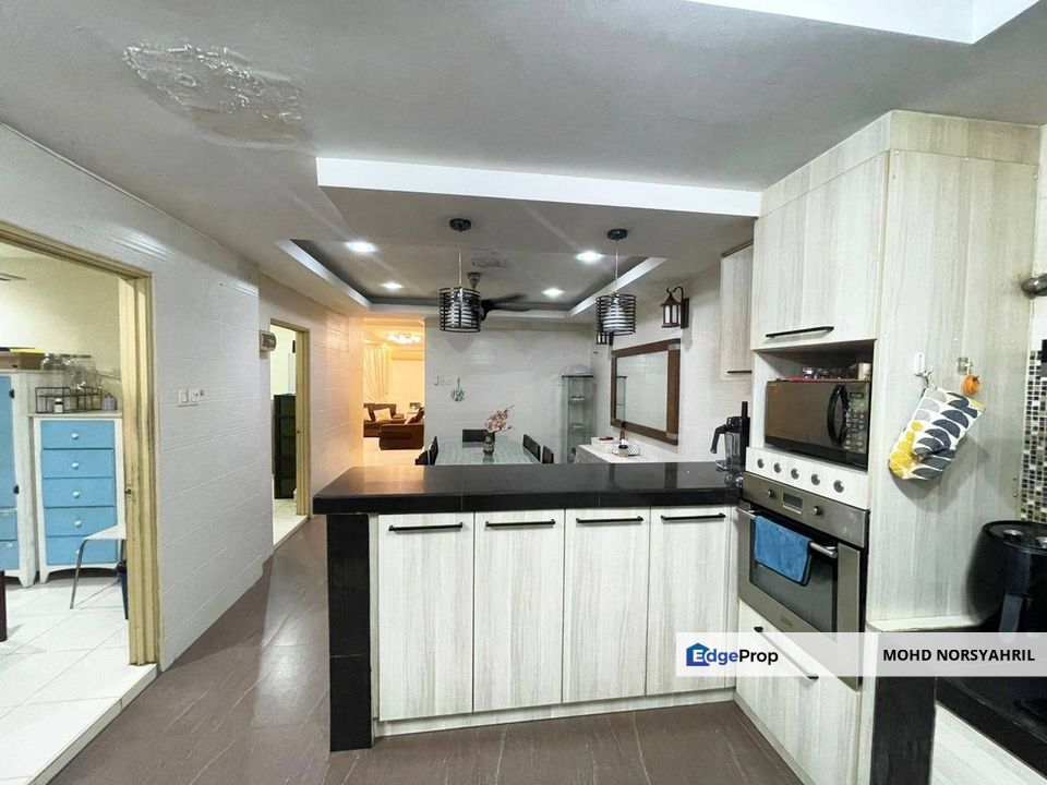 Double Storey Jalan Turmalin Seksyen 7 @ Shah Alam , Selangor, Shah Alam