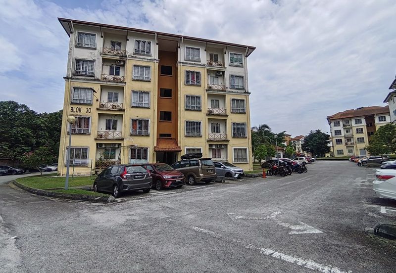 Pangsapuri Seroja Bukit Jelutong