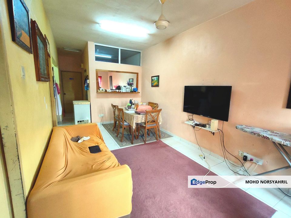 FOR SALE : Flat PKNS Seksyen 7 Shah Alam ., Selangor, Shah Alam