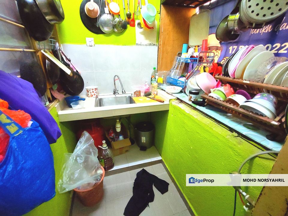 FOR SALE : Flat PKNS Seksyen 7 Shah Alam ., Selangor, Shah Alam