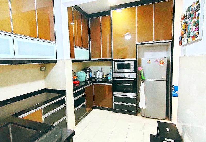 Kristal Heights, Shah Alam