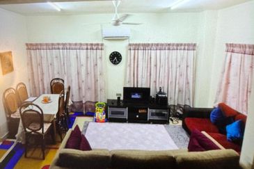 Persiaran Puncak Alam 1 