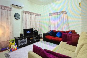 Persiaran Puncak Alam 1 