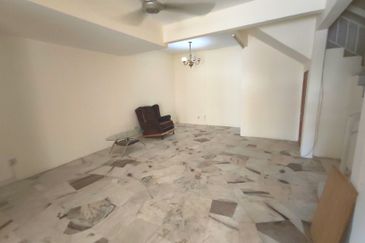 Persiaran Puncak Alam 2 