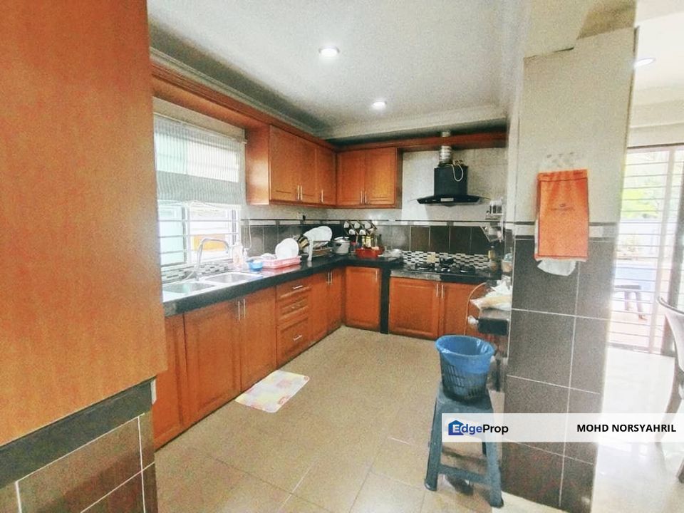 Nice Semi D link banglo SEK 9 Shah Alam, Selangor, Shah Alam