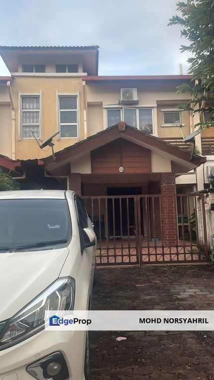 2 storey terrace Jalan Arca Bukit Jelutong , Selangor, Bukit Jelutong