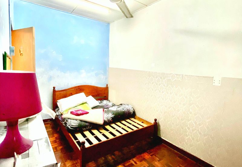 Nice renovated 2 storey terrace Sunway