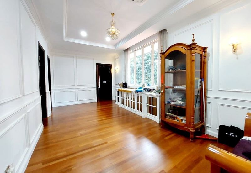 Nice big and elegant Banglo Bukit Jelutong Shah Alam