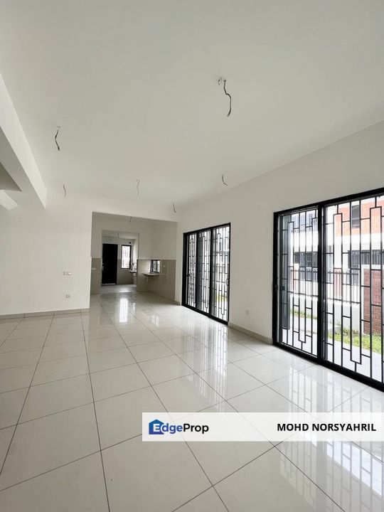 Nice new 2Storey terrace  End lot Elmina Green, Selangor, Sungai Buloh