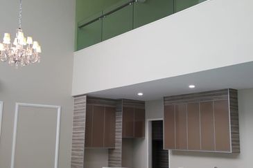 Nice Lagenda Waterfront 2 storey Terrace Bukit Jelutong