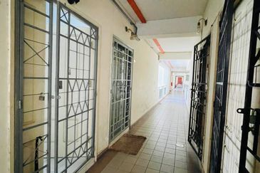 Apartment Kemuncak, Seksyen 9, Shah Alam