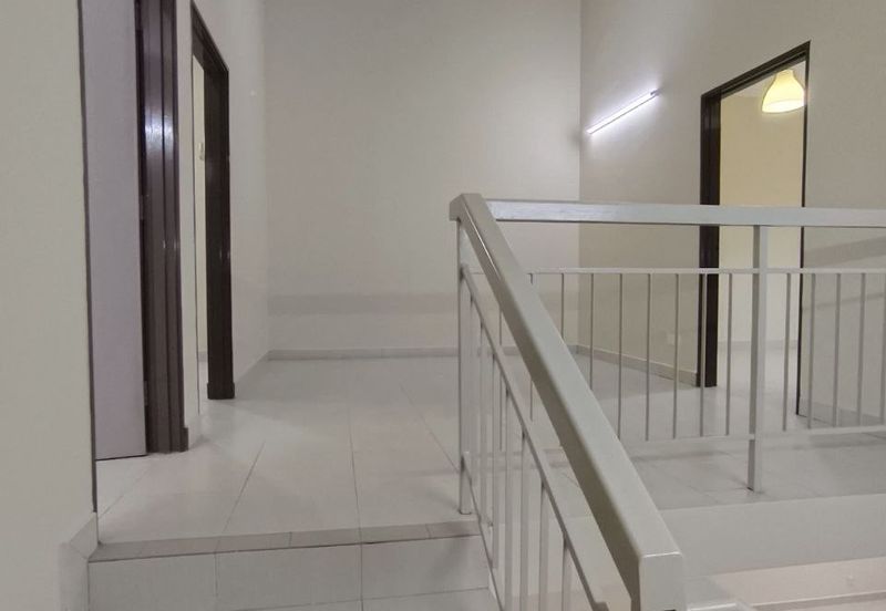 AYU PRIMA TERES 2 TINGKAT,  SETIA ALAM