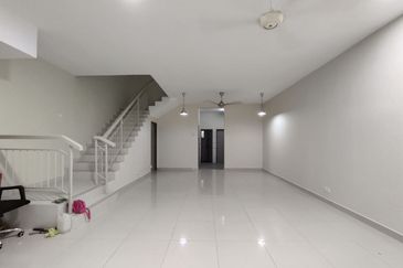 AYU PRIMA TERES 2 TINGKAT,  SETIA ALAM