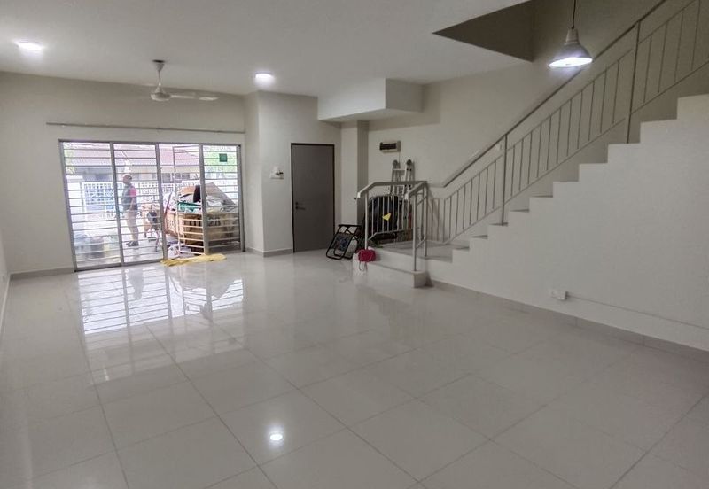 AYU PRIMA TERES 2 TINGKAT,  SETIA ALAM