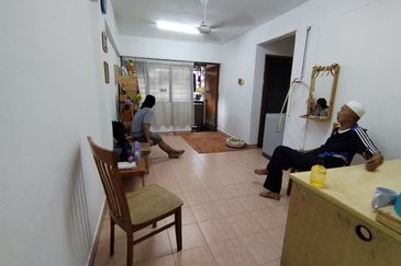 Flat Taman Bunga Negara