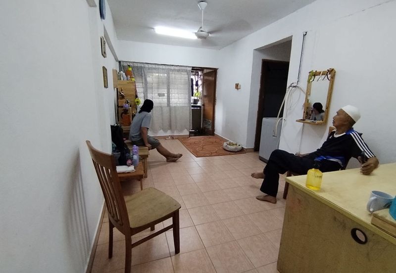 Flat Taman Bunga Negara