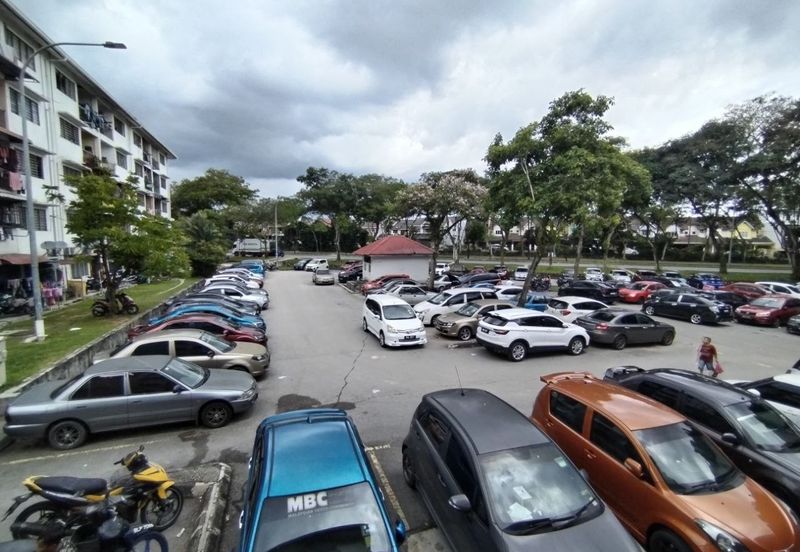 Flat Taman Bunga Negara