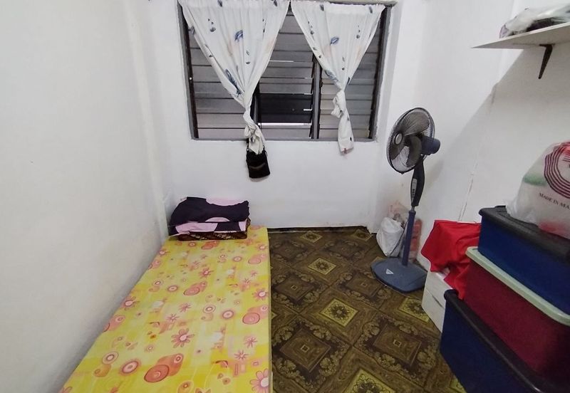 Flat Taman Bunga Negara