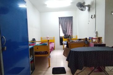 Pusat Komersial Seksyen 7