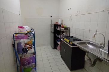 Pusat Komersial Seksyen 7