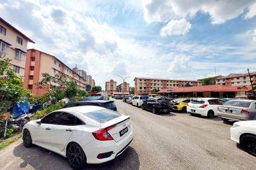 Flat Taman Melati Blok C